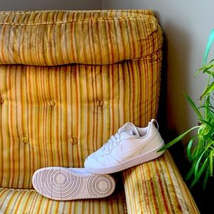 Nike Air Youth 5.5 all white